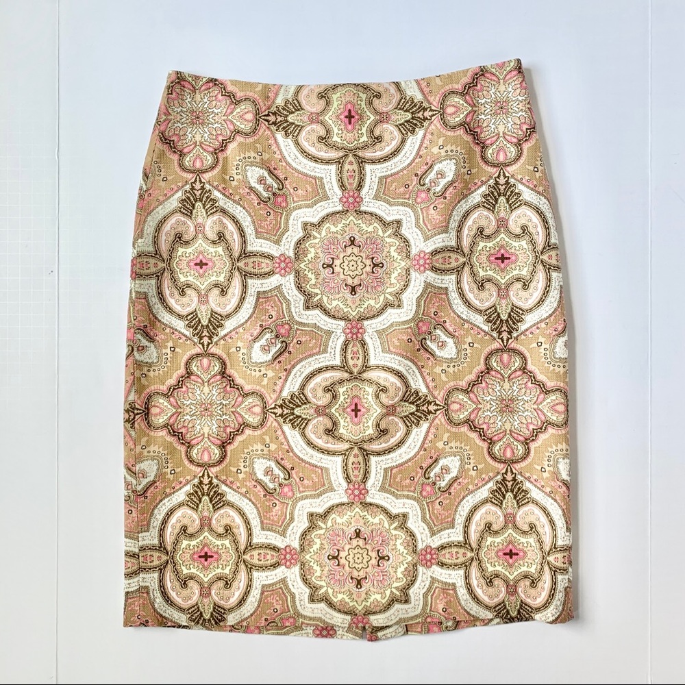 Talbots Lined Tan Printed Pencil Skirt Size 2 Petite